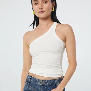 The Line by K Driss Tank XS